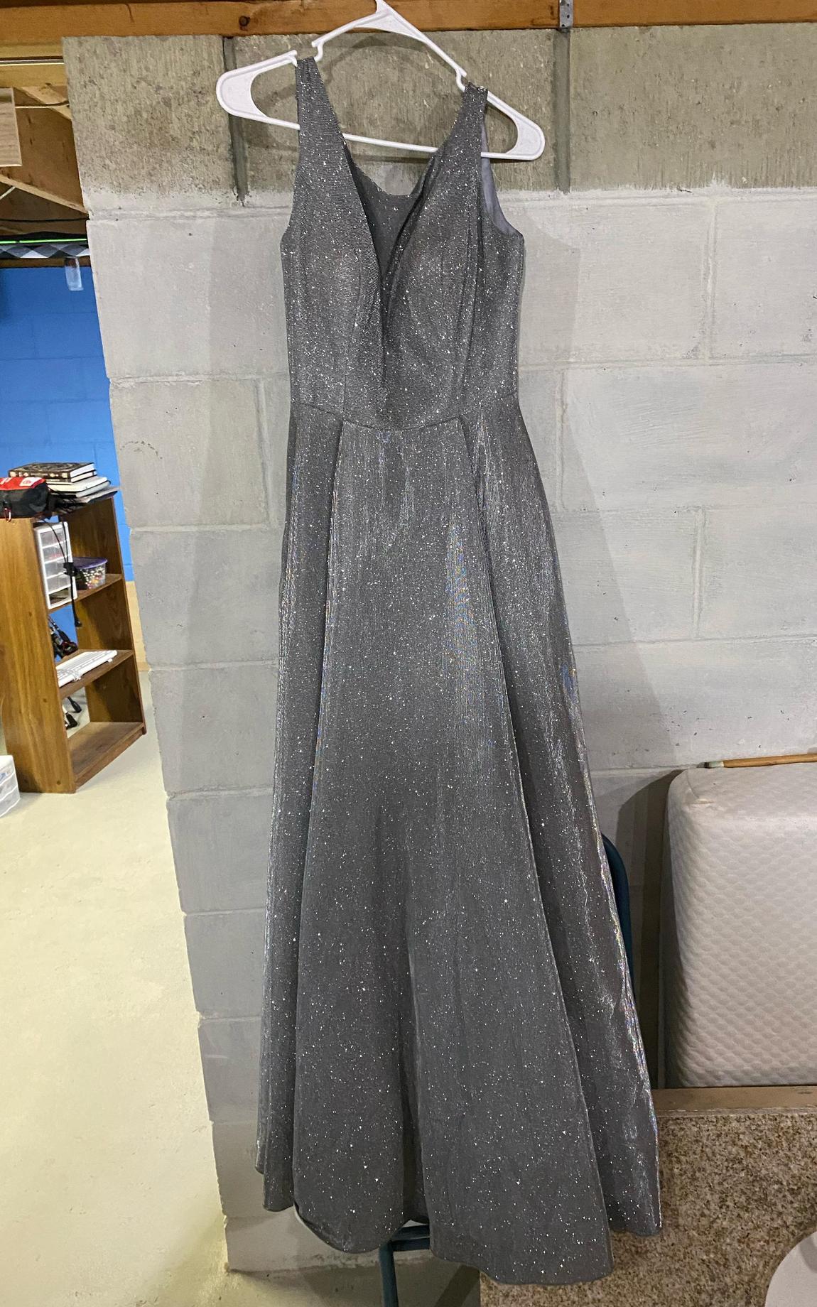 Size 6 Pageant Silver Ball Gown on Queenly