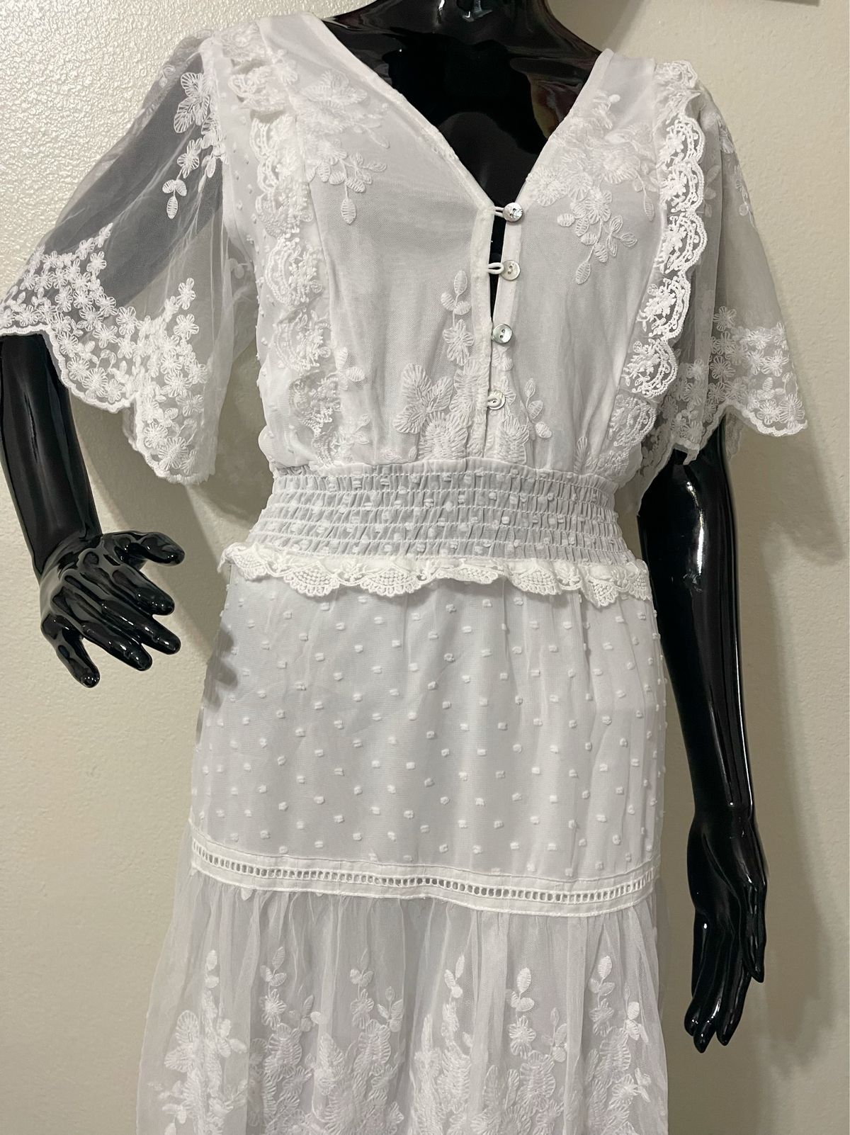 Size 12 Lace White A-line Dress on Queenly