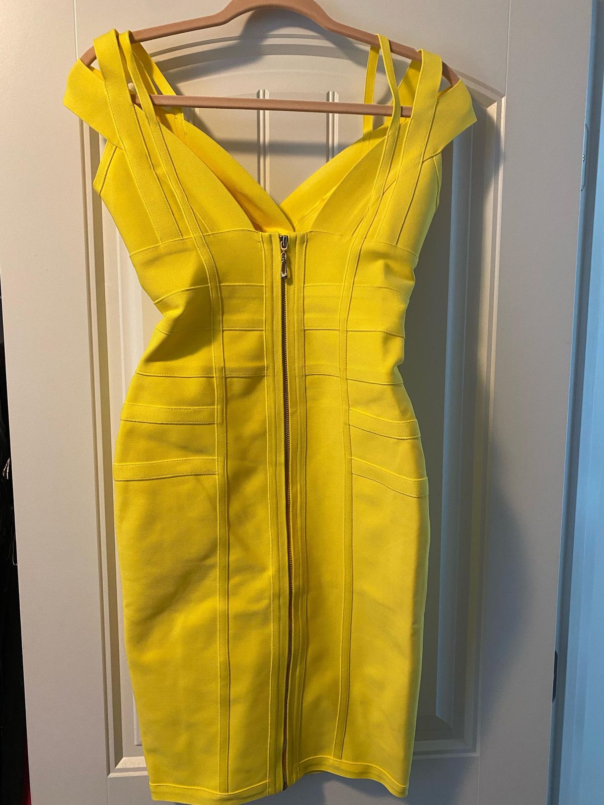 Bodycon collection Size 8 Yellow Cocktail Dress on Queenly