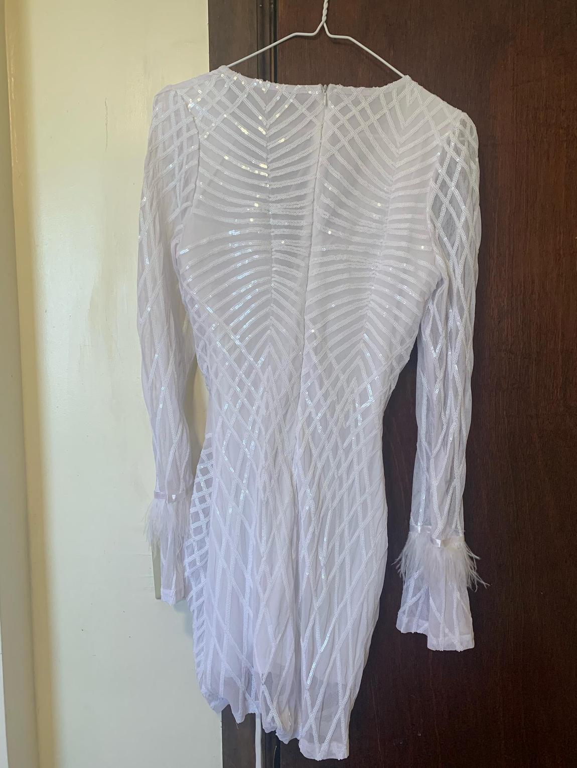 Size 4 Homecoming White Cocktail Dress on Queenly