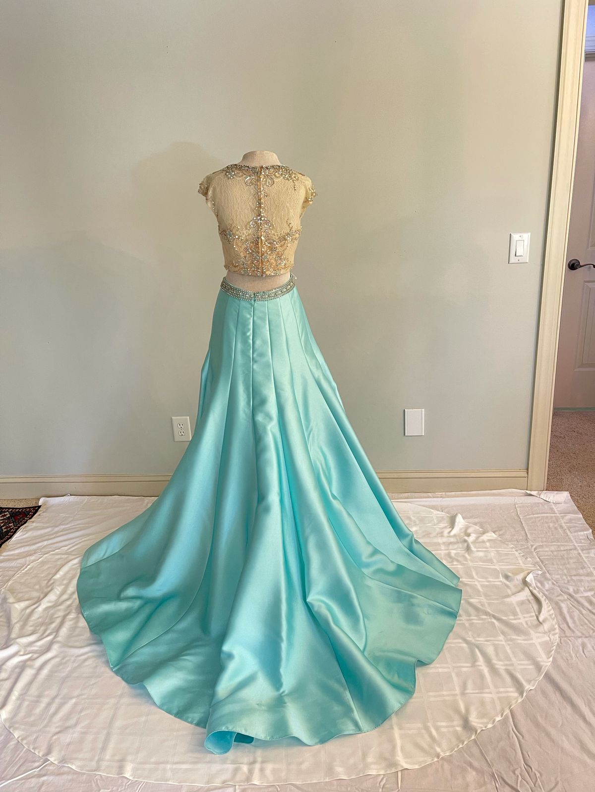 Size 8 Prom Cap Sleeve Sequined Turquoise Blue A-line Dress on Queenly