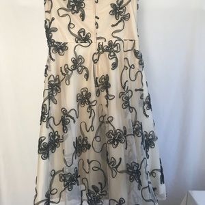 Stepping Out Size 12 Strapless Black Cocktail Dress on Queenly