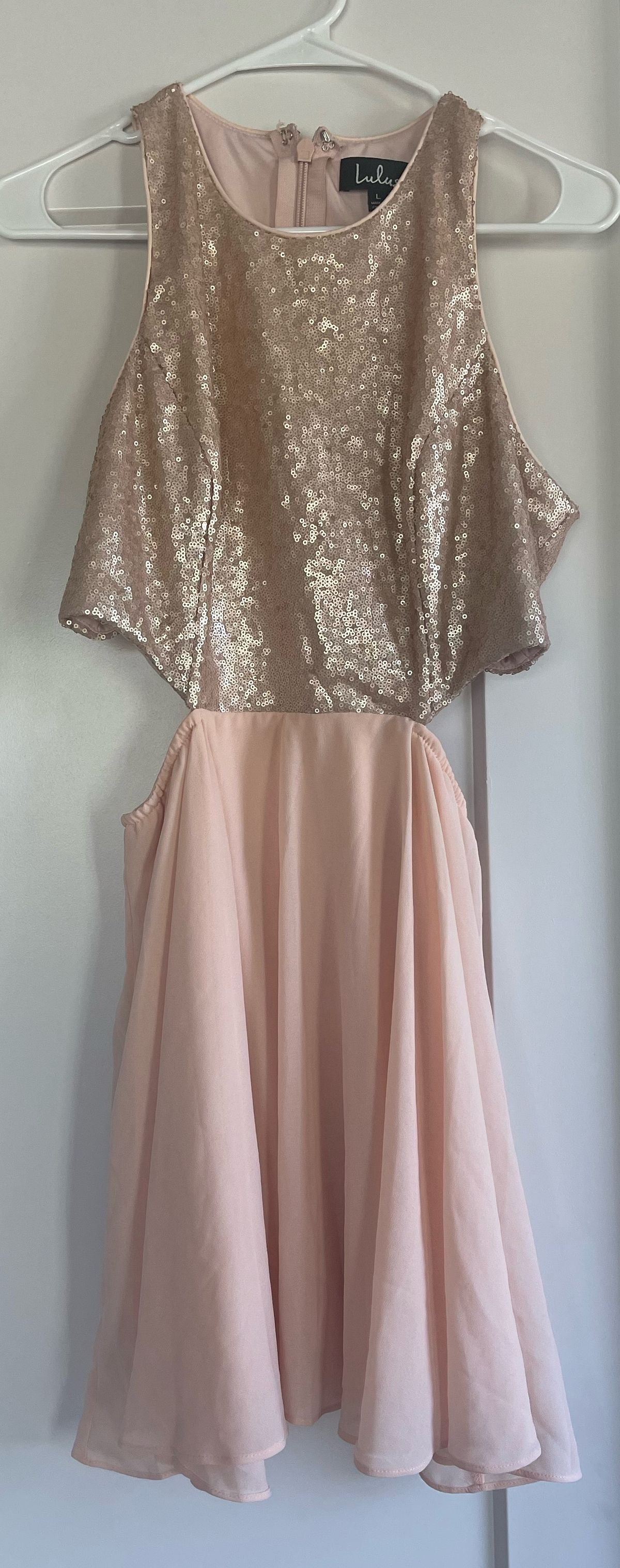 Size 12 Prom Sequined Rose Gold Cocktail Dress on Queenly