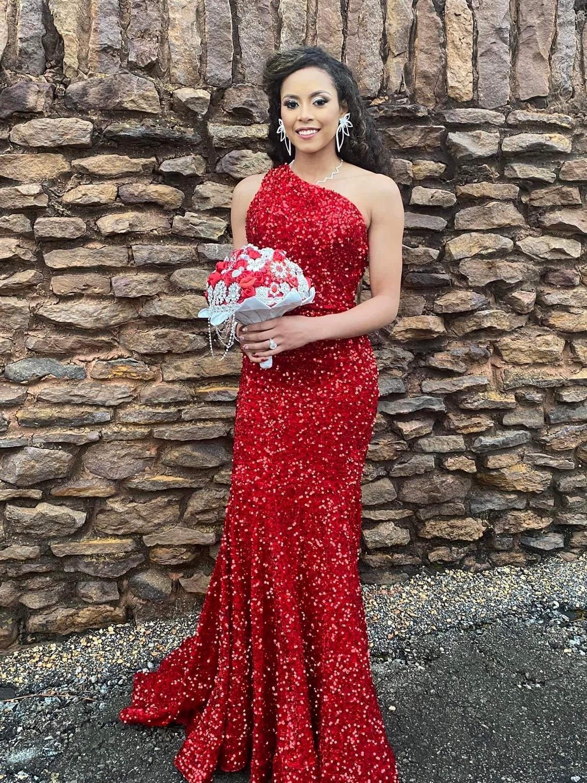 Size 2 Prom One Shoulder Sequined Red Mermaid Dress on Queenly