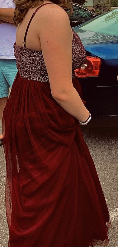 Size 8 Prom Sheer Red Ball Gown on Queenly