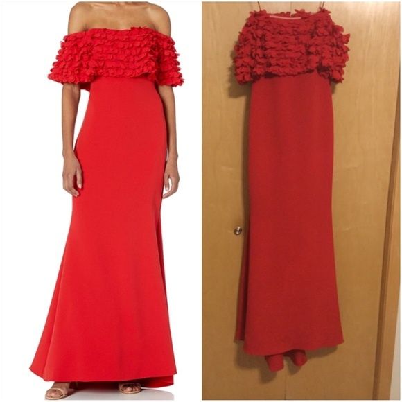 Badgley Mischka Size 0 Prom Off The Shoulder Red Dress With Train on Queenly