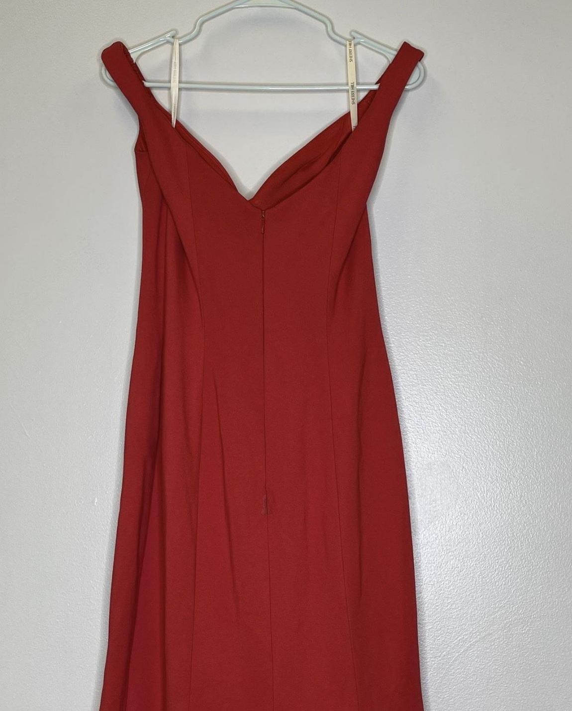 Size 10 Prom Red Mermaid Dress on Queenly