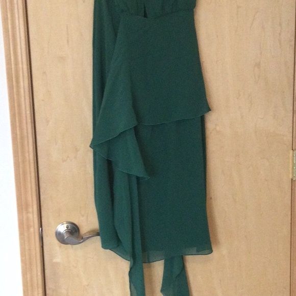 MaxMara Size 6 Satin Green Cocktail Dress on Queenly
