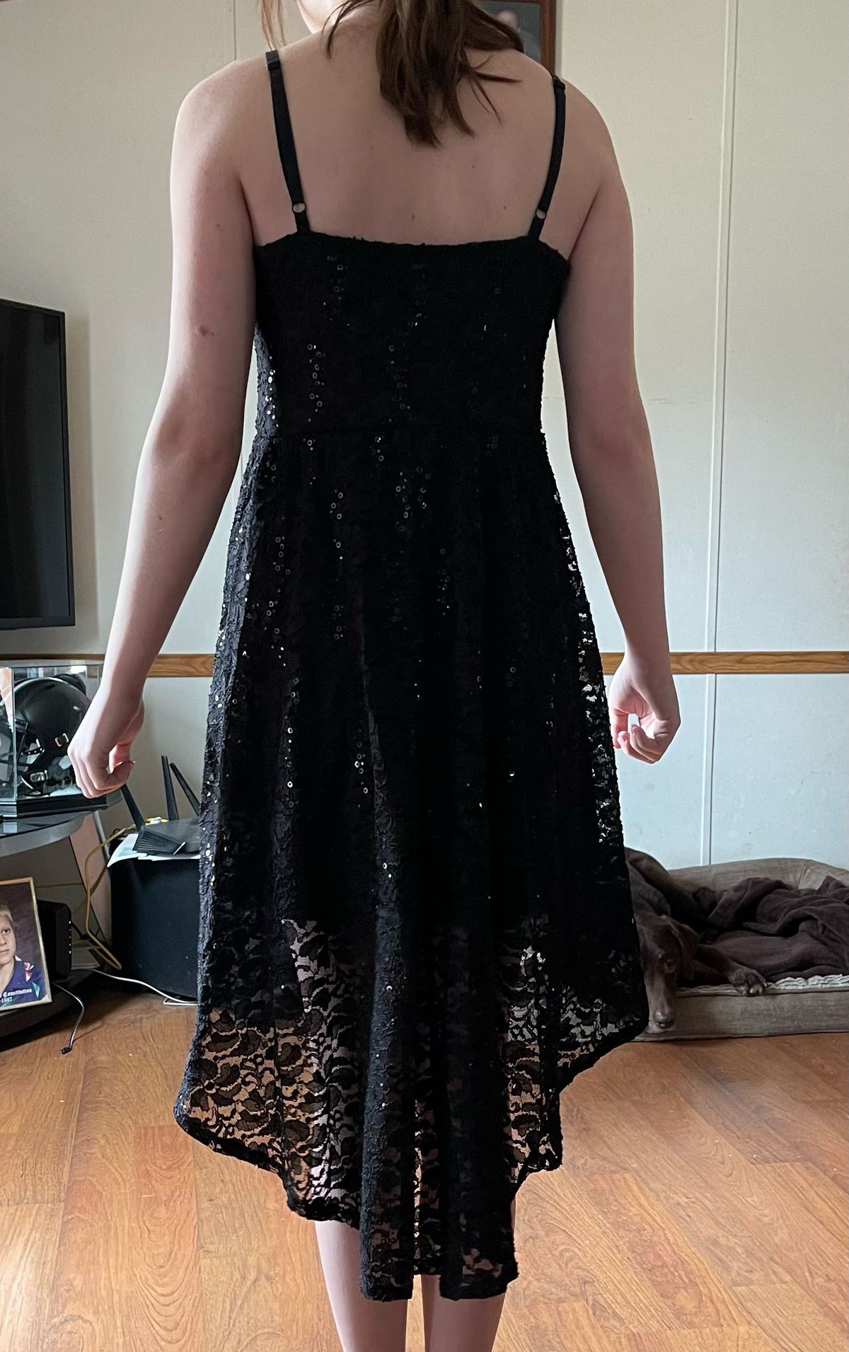 Size 12 Lace Black Cocktail Dress on Queenly