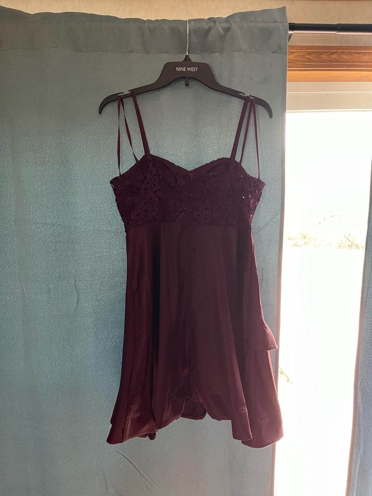 Size 8 Lace Purple A-line Dress on Queenly