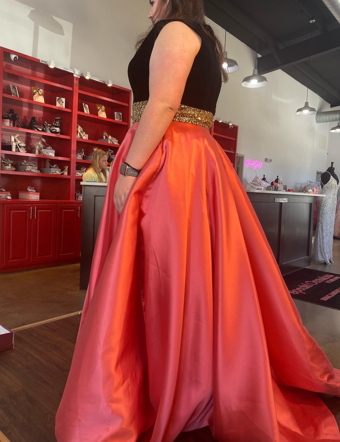 Mac Duggal Plus Size 20 Velvet Coral A-line Dress on Queenly