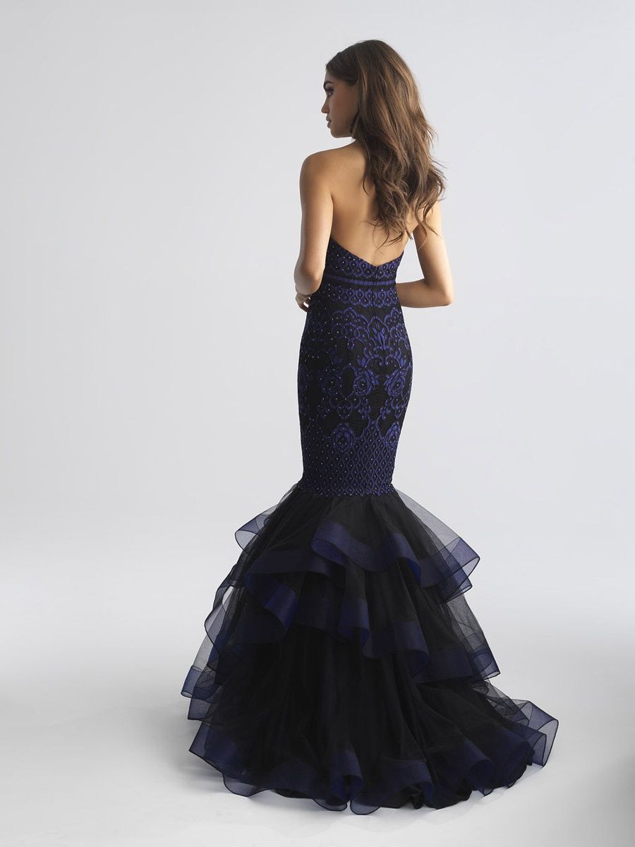 Style 18-647 Madison James Size 6 Lace Navy Blue Mermaid Dress on Queenly
