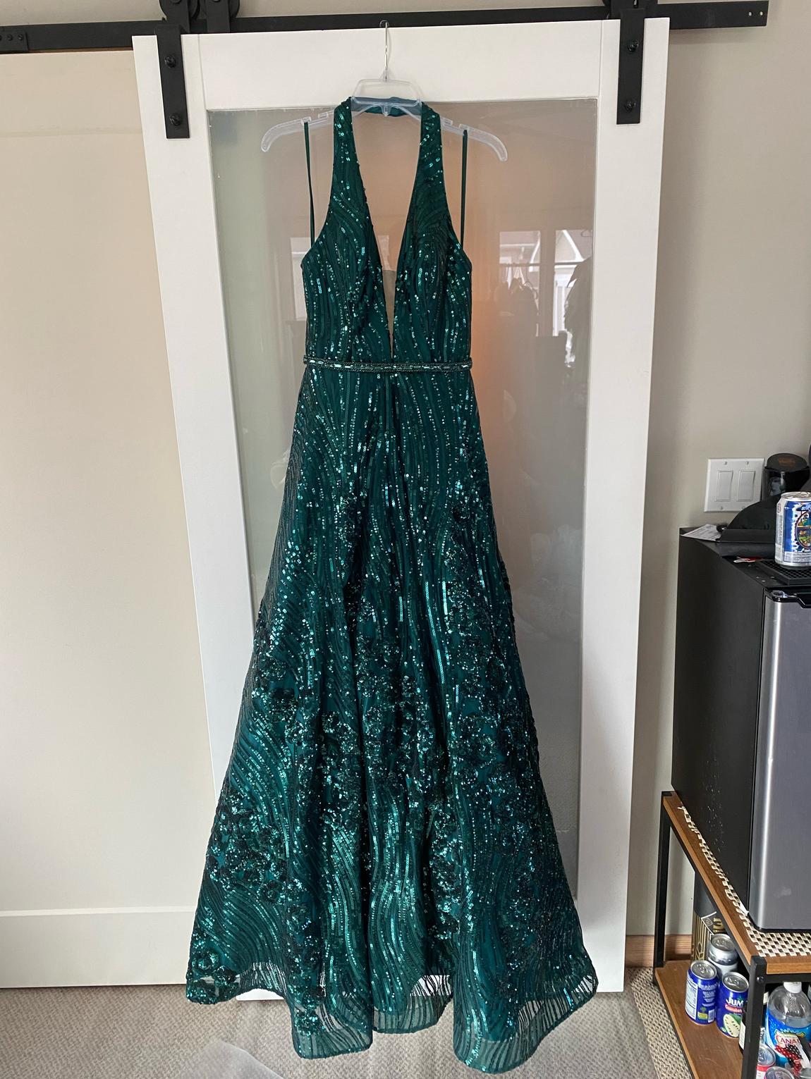 Size 4 Prom Emerald Green Ball Gown on Queenly