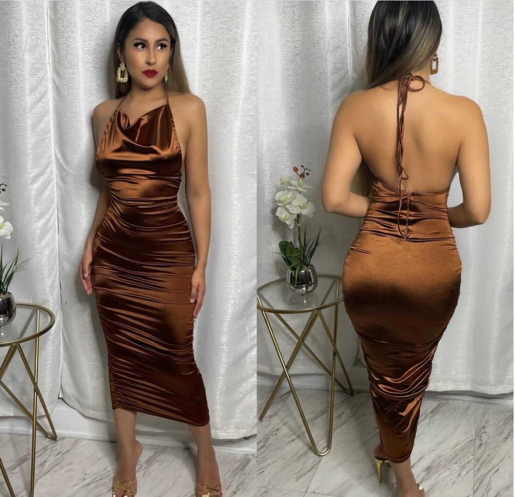 Size 6 Satin Nude Cocktail Dress on Queenly