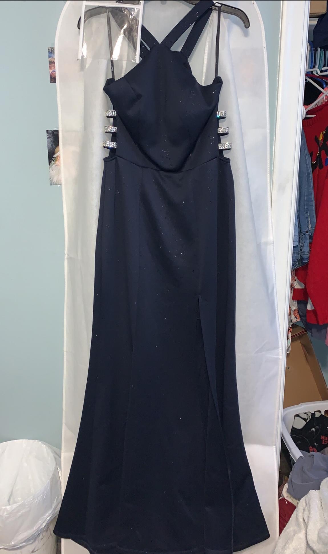 Size 14 Prom Navy Blue Side Slit Dress on Queenly