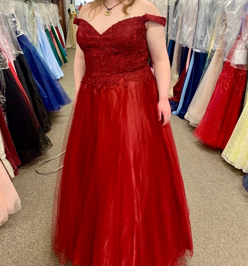 Clarisse Plus Size 16 Prom Lace Red Ball Gown on Queenly
