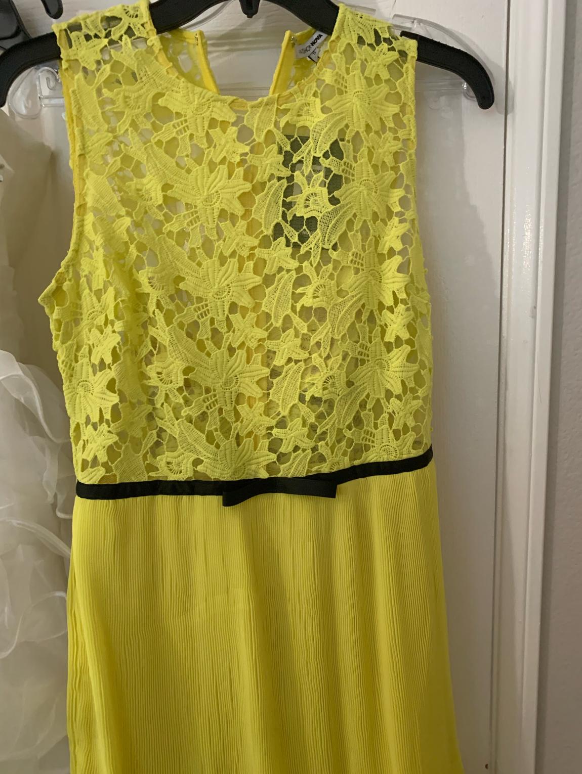 180 Size 4 Yellow A-line Dress on Queenly