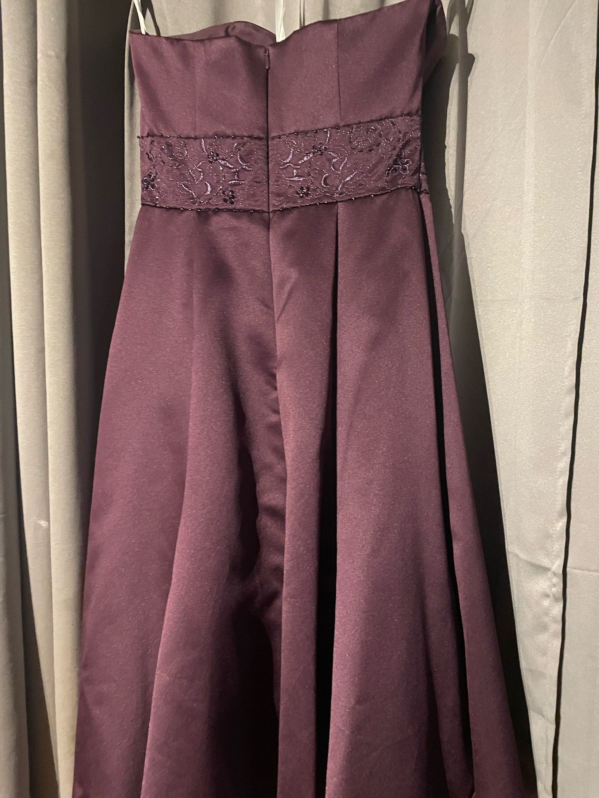 Size 6 Strapless Purple A-line Dress on Queenly
