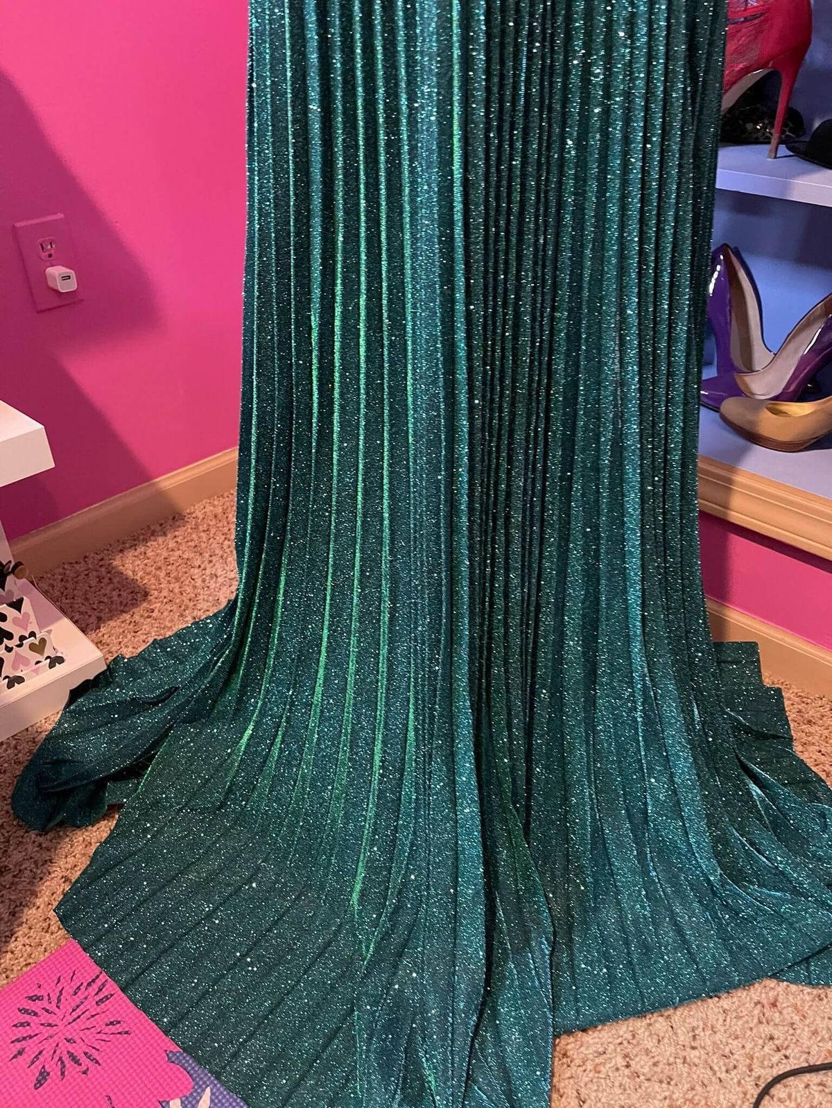 Plus Size 16 Green Mermaid Dress on Queenly