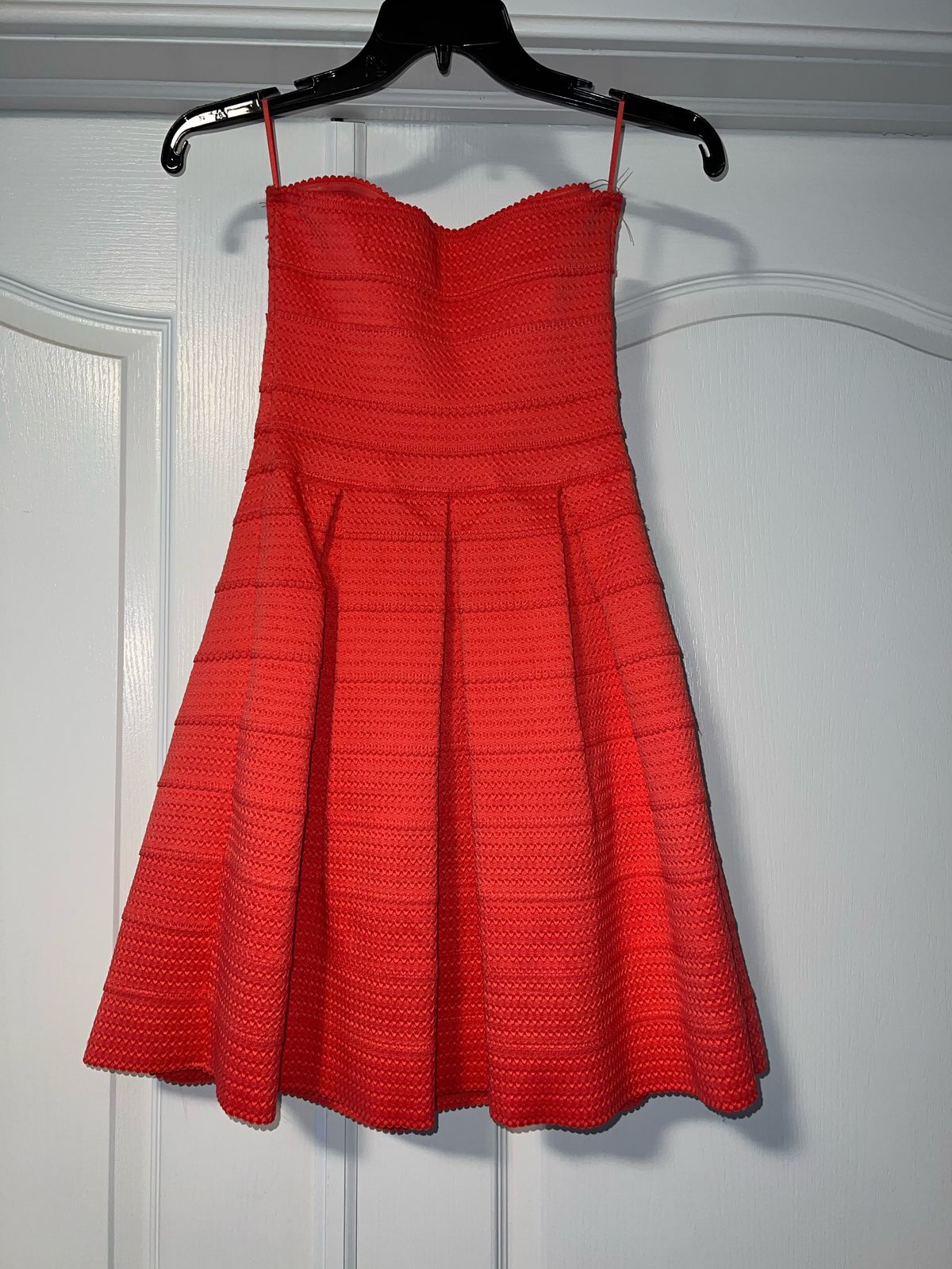 Size 00 Coral Cocktail Dress on Queenly