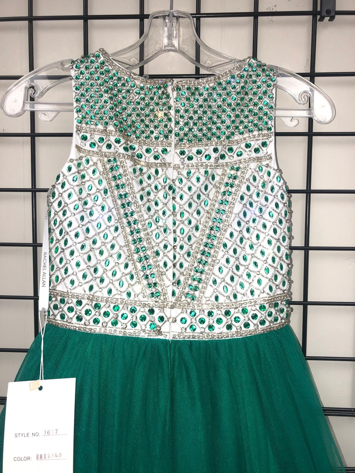 Rachel Allan Girls Size 8 Prom Emerald Green Ball Gown on Queenly