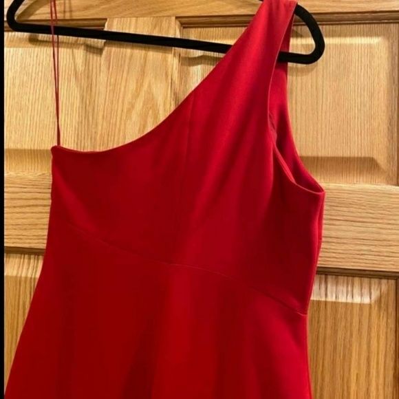 cinq a sept Size 6 One Shoulder Red Mermaid Dress on Queenly