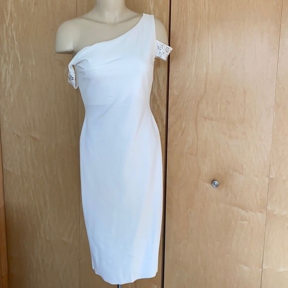 Chiara Boni Size 8 One Shoulder White Cocktail Dress on Queenly