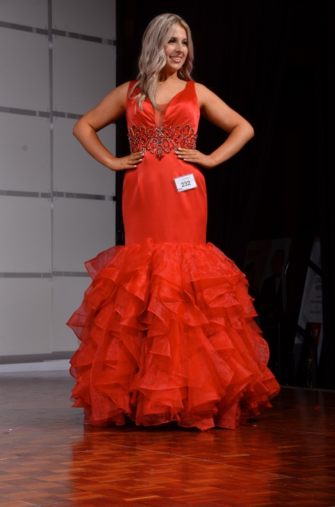 Size 14 Prom Sequined Red Mermaid Dress on Queenly