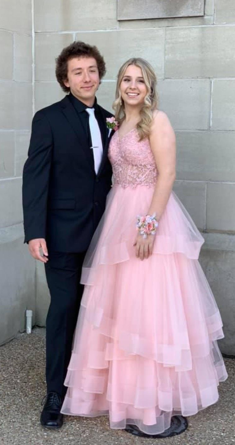 Size 12 Prom Lace Light Pink Ball Gown on Queenly