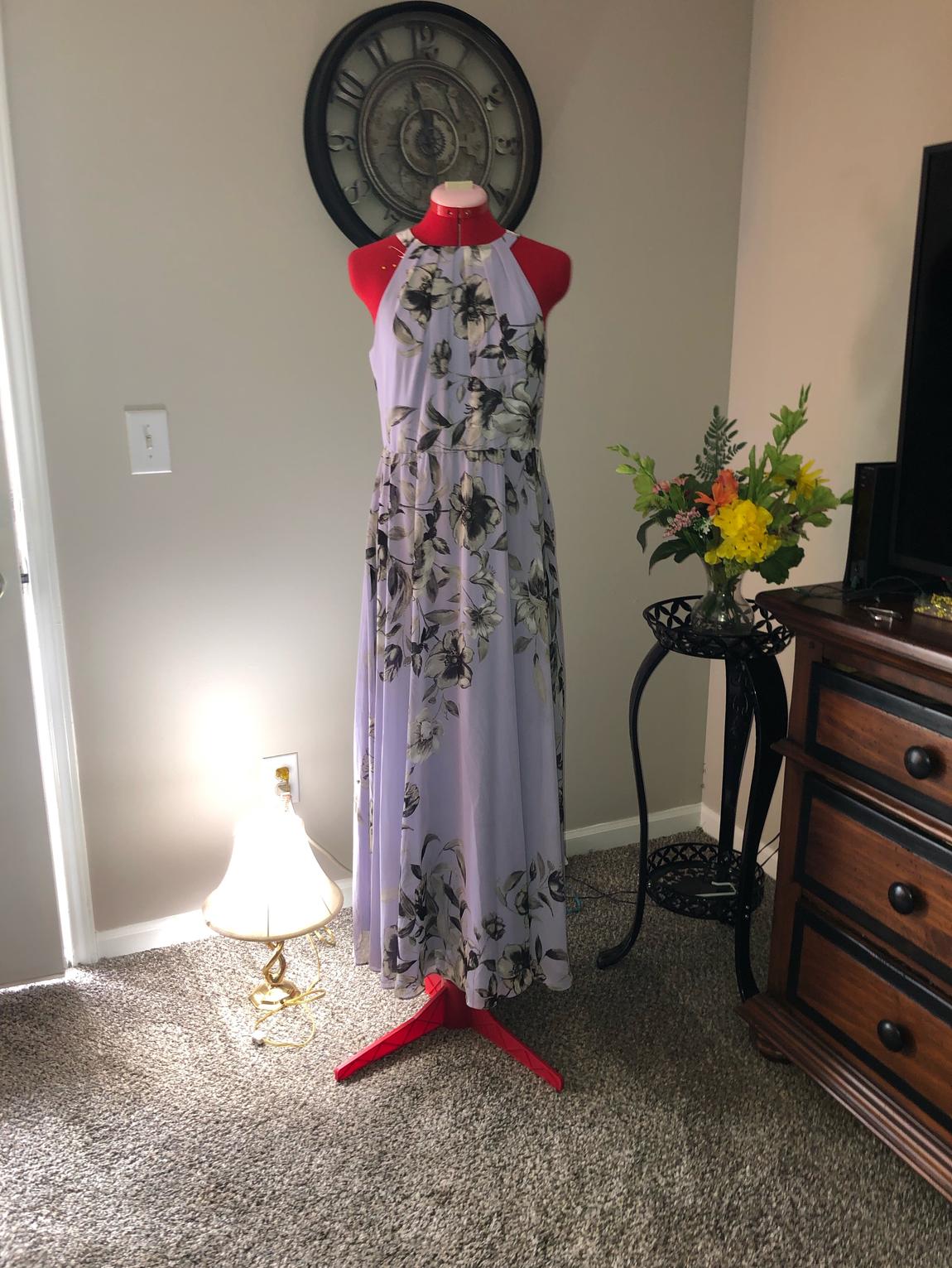 Eliza J Size 10 Halter Floral Purple A-line Dress on Queenly