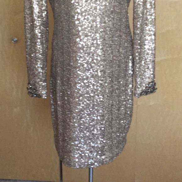 Badgley Mischka Size 14 Long Sleeve Sequined Silver Cocktail Dress on Queenly