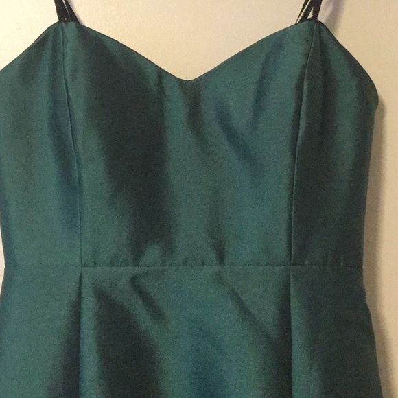 ERIN by Erin Fetherston Size 6 Satin Emerald Green Ball Gown on Queenly