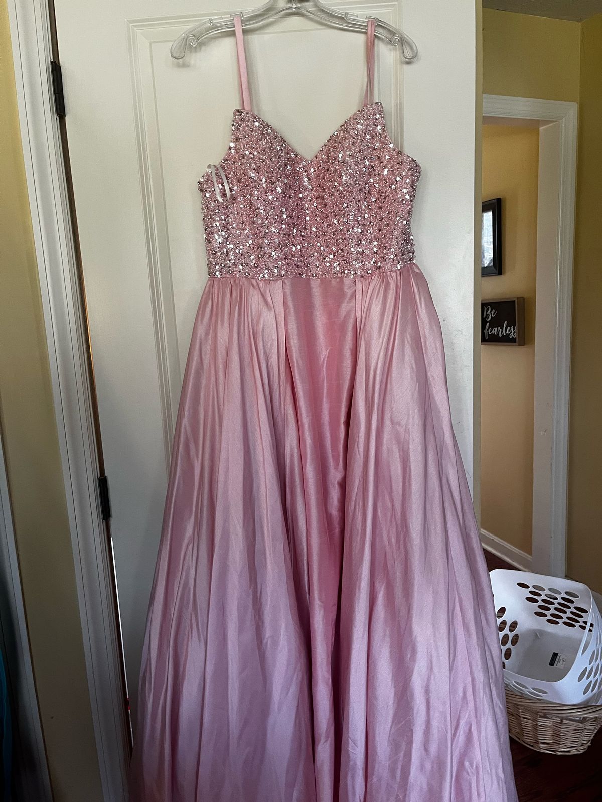 Jovani Size 4 Prom Plunge Sequined Light Pink Dress With Train on Queenly
