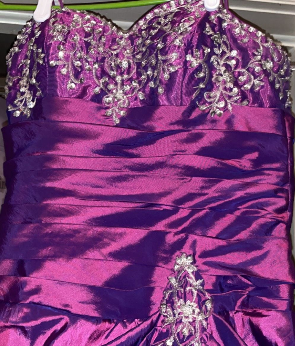 Size 10 Sequined Purple Ball Gown on Queenly