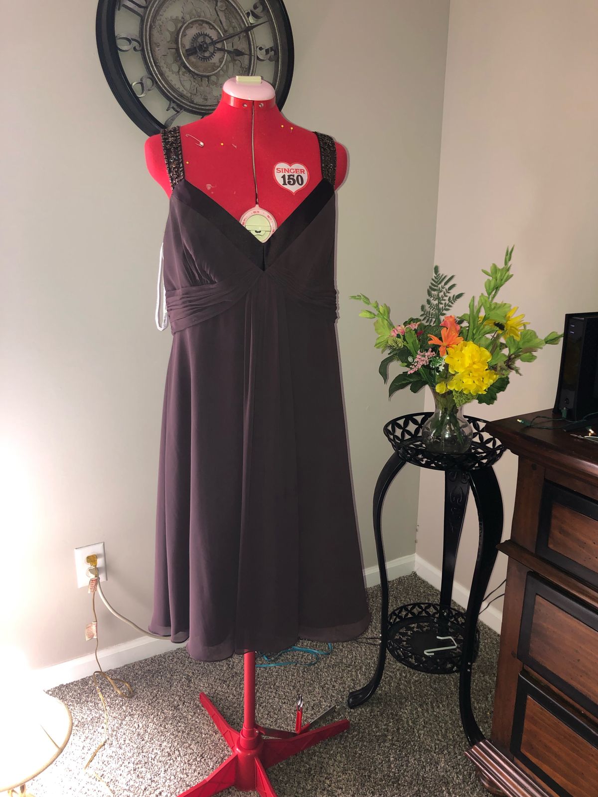 David's Bridal Plus Size 16 Gold Cocktail Dress on Queenly