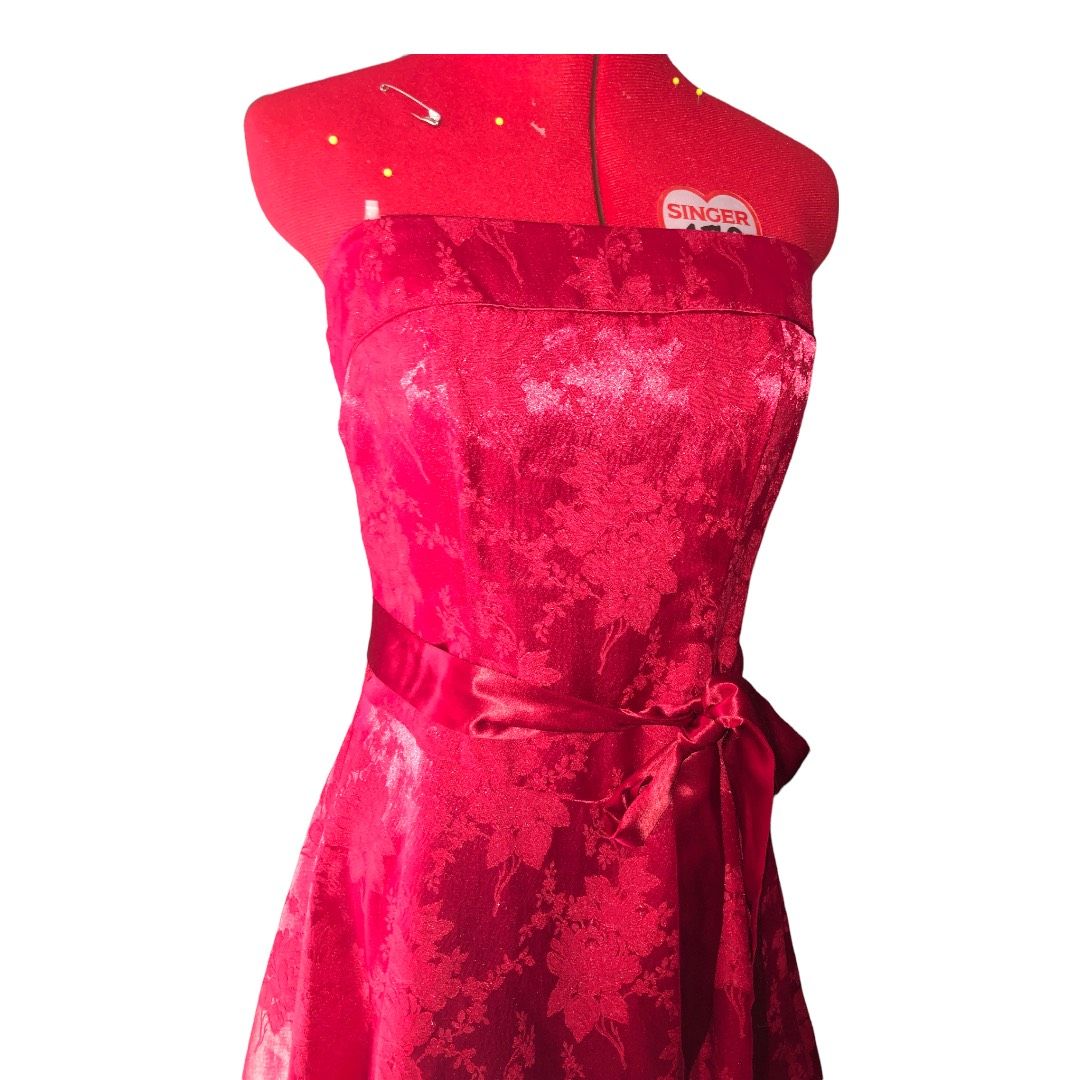 B. Darlin Size 10 Strapless Floral Red Cocktail Dress on Queenly