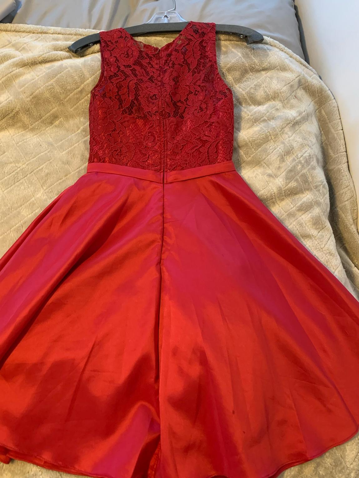 Size 4 Homecoming Lace Red A-line Dress on Queenly
