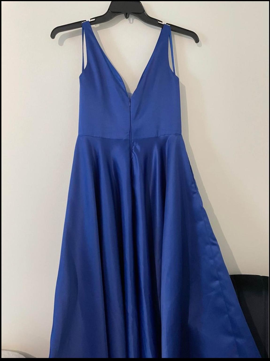 Size 8 Prom Royal Blue Ball Gown on Queenly