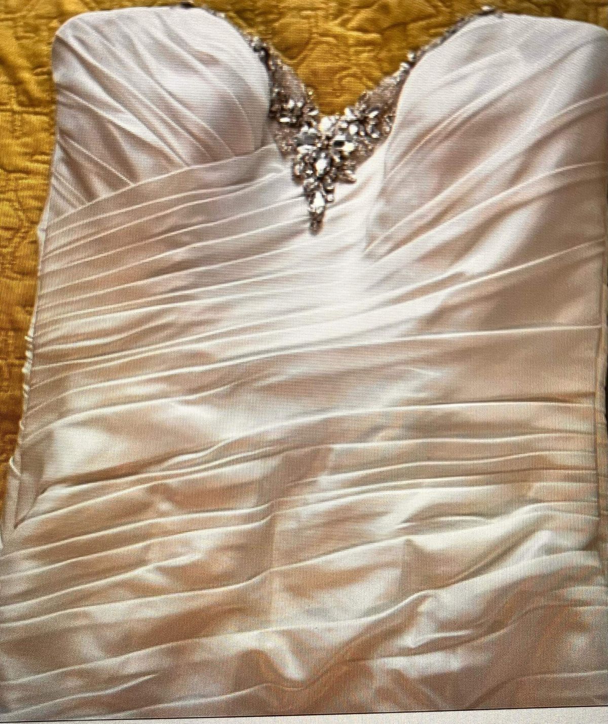 Alfred Angelo Plus Size 16 Wedding Strapless Sequined White Mermaid Dress on Queenly