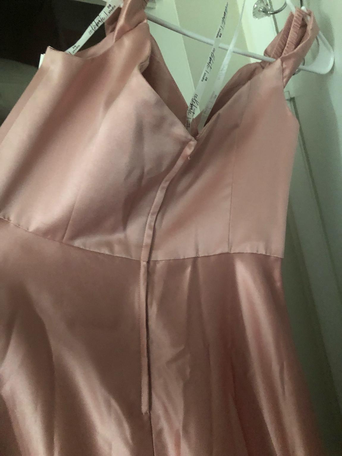 Size 14 Bridesmaid Off The Shoulder Light Pink A-line Dress on Queenly