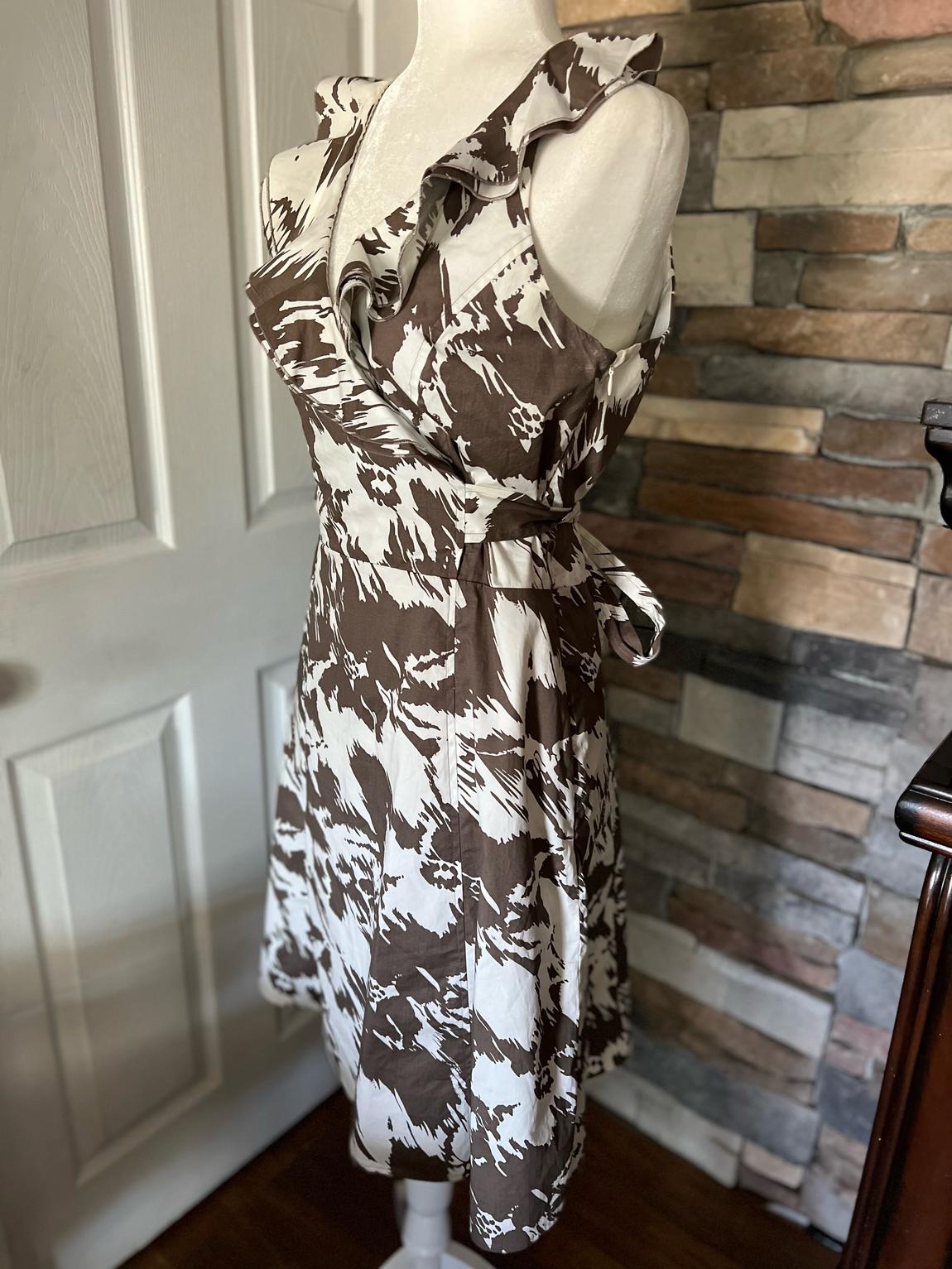 Ann Taylor Size 8 Nude A-line Dress on Queenly