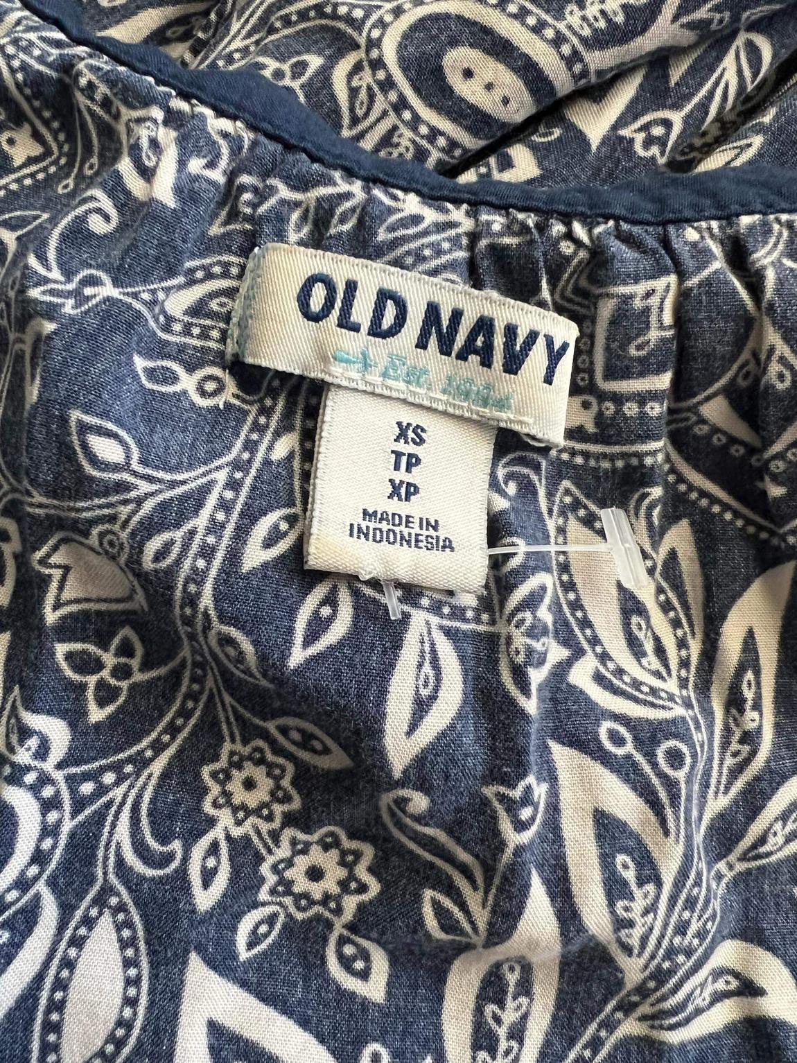 Old Navy Size 2 Navy Blue Cocktail Dress on Queenly
