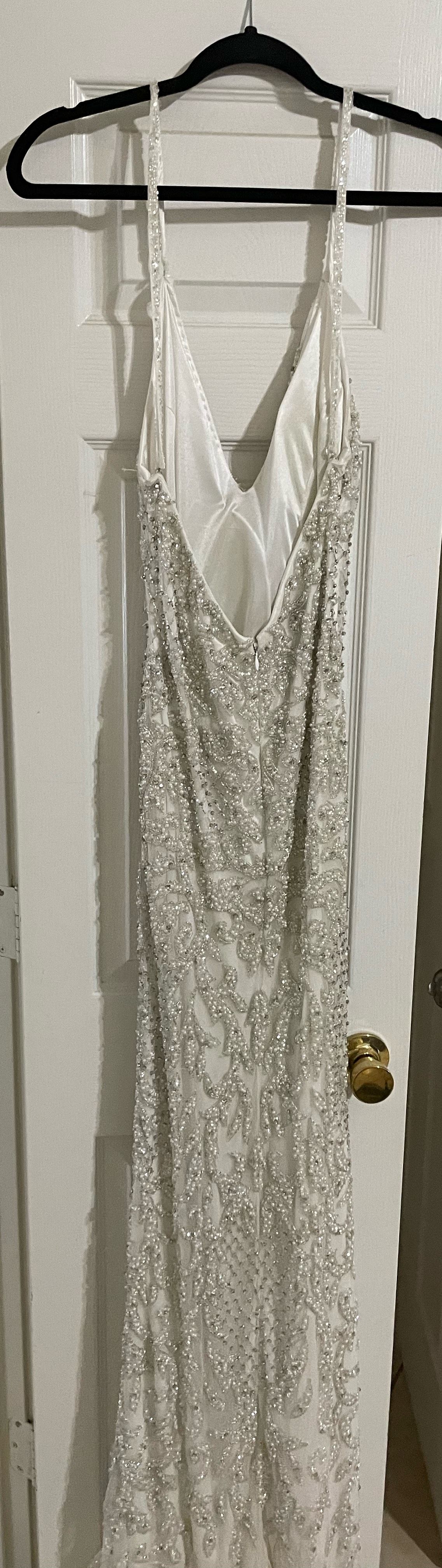 Size 6 Prom White Floor Length Maxi on Queenly