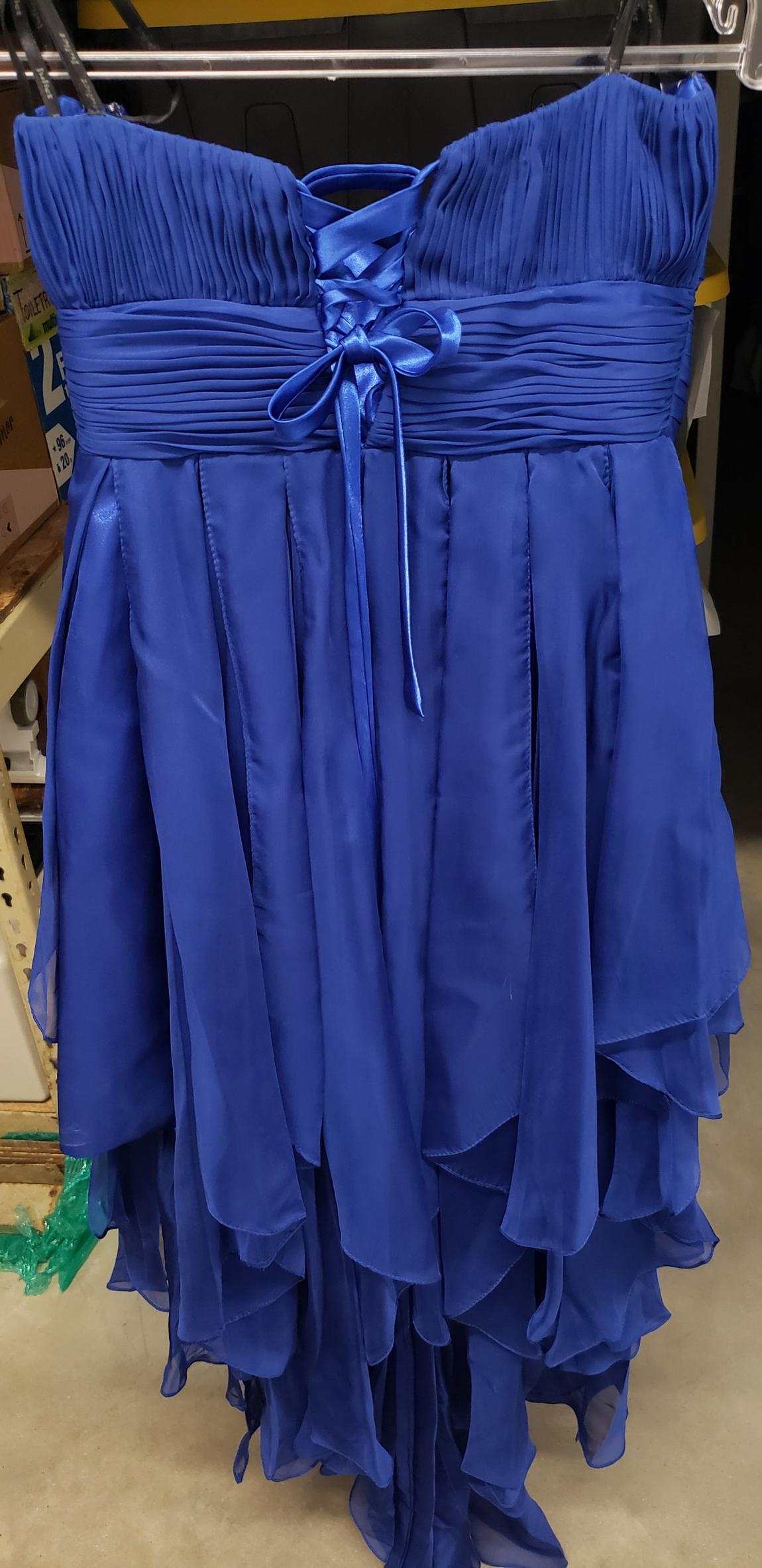 Size 6 Prom Satin Royal Blue Cocktail Dress on Queenly