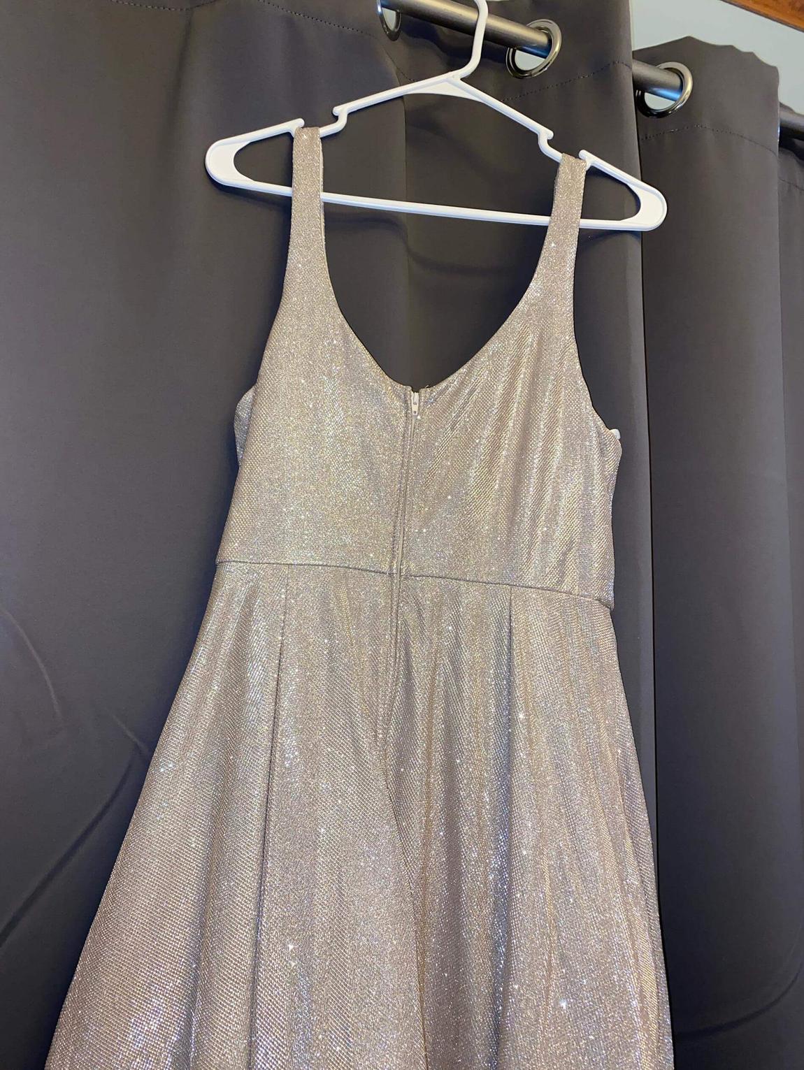 Size 8 Gold A-line Dress on Queenly
