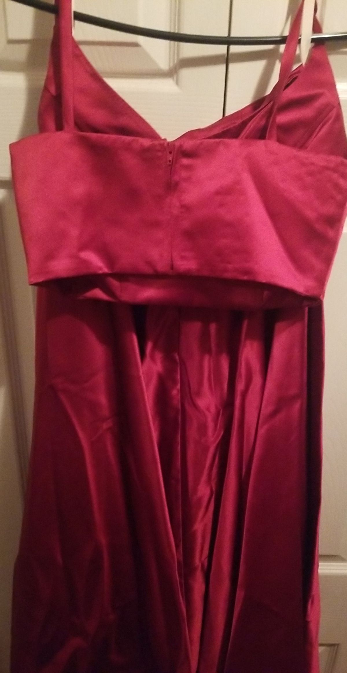 Size 4 Prom Satin Red Ball Gown on Queenly