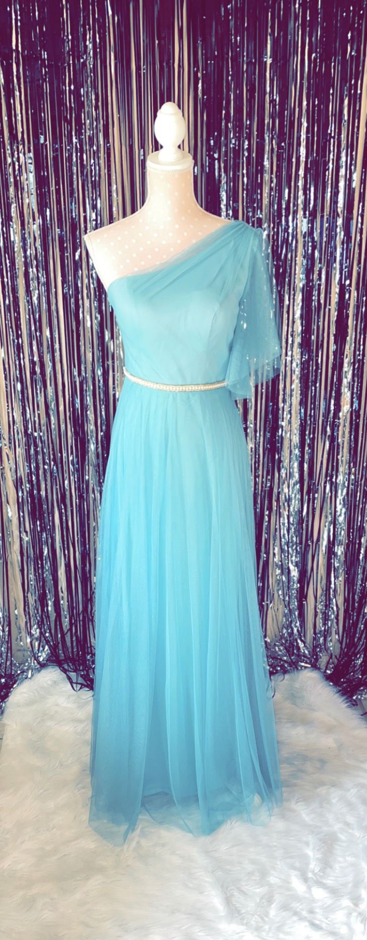 Size 6 One Shoulder Blue Ball Gown on Queenly