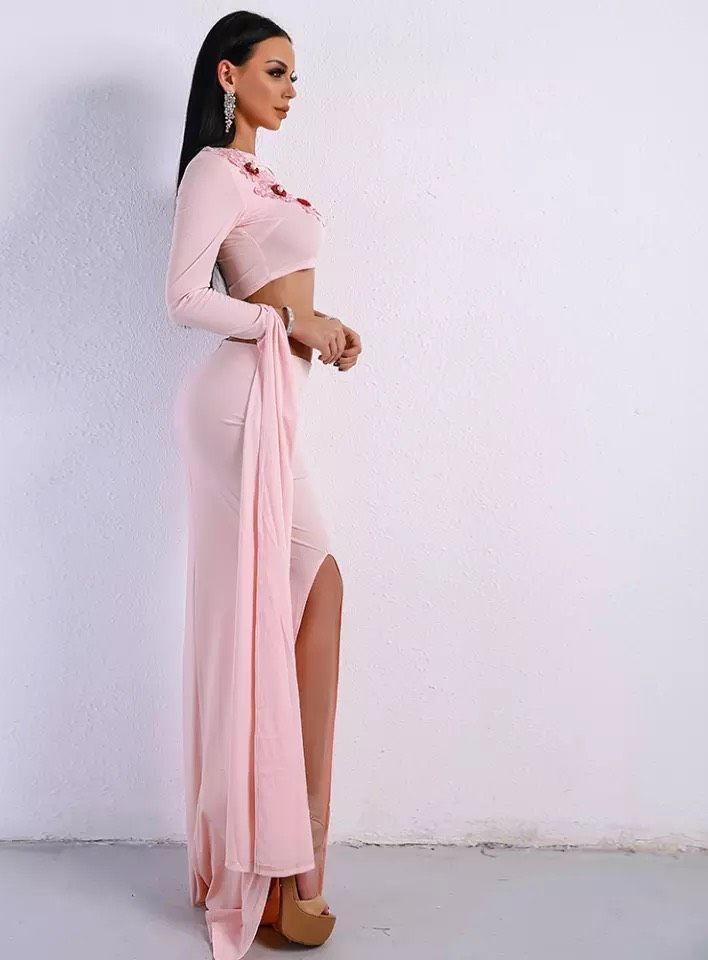 Size 2 Prom Long Sleeve Light Pink Cocktail Dress on Queenly