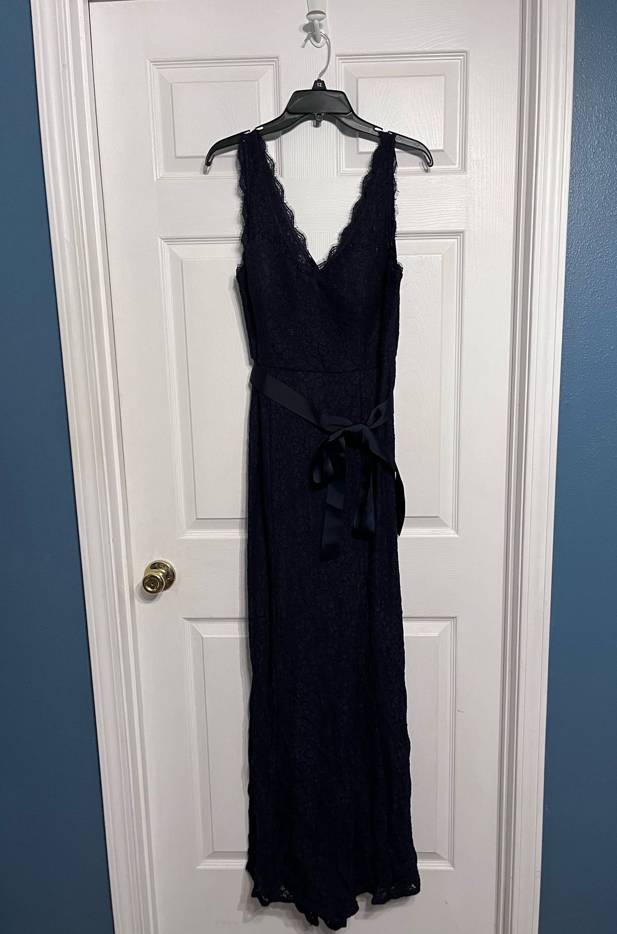 Size 14 Prom Lace Navy Blue Floor Length Maxi on Queenly
