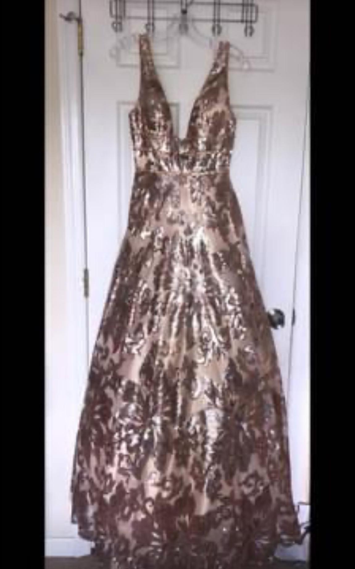 Size 0 Gold Floor Length Maxi on Queenly